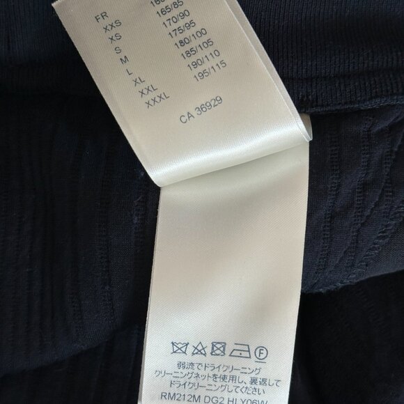 Louis Vuitton Navy Embroidered Logo Shorts - Picture 6 of 8